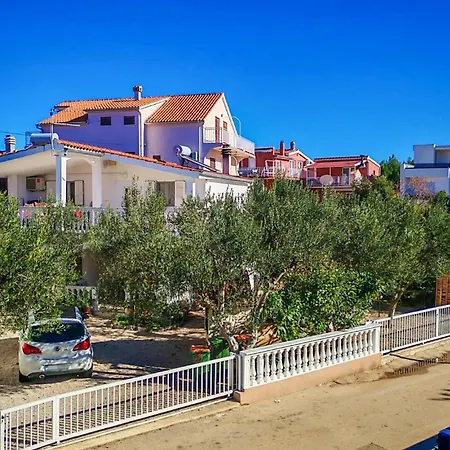 1 Bedroom Pet Friendly In Vodice