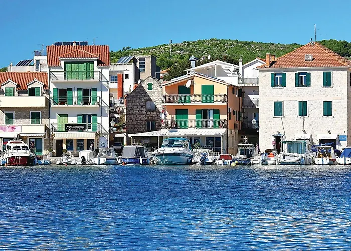 1 Bedroom Pet Friendly In Apartamento Vodice